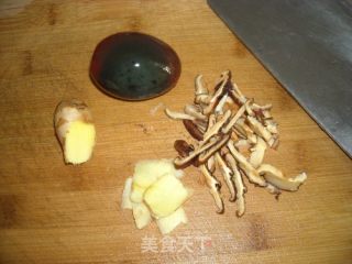 皮蛋虾粥的做法步骤：9