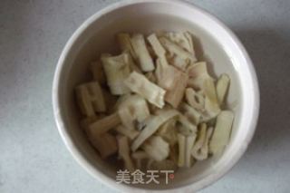 火腿扁尖炒蛋的做法步骤：2