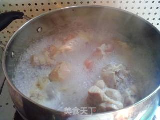 黄豆猪蹄煲的做法步骤：3