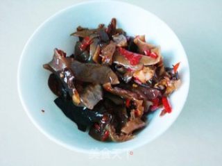 腌木耳炒肉的做法步骤：2