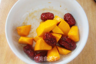 【蒸蒸美味】鸡翅蒸南瓜的做法步骤：3
