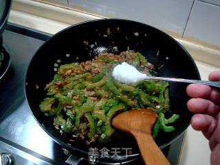 肉末炒苦瓜的做法步骤：8