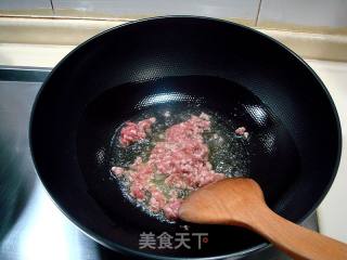 肉末烩豌豆的做法步骤：1