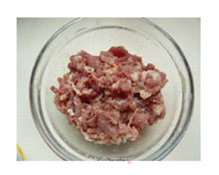 鱼香肉丝的做法步骤：1