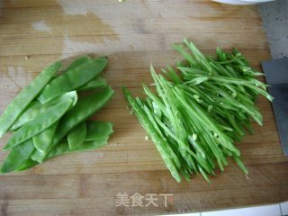 炎炎夏日的一道清凉--麻酱鸡丝凉面的做法步骤：1