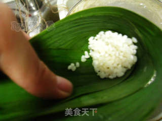 蛋黄肉粽----小吃主食两相宜的极品粽子的做法步骤：4