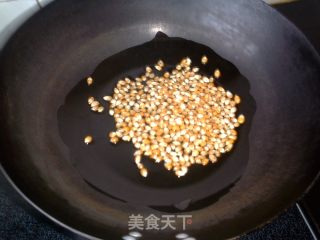爆玉米花的做法步骤：3