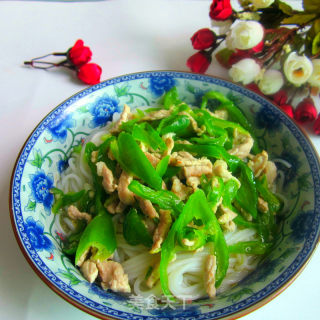 来碗辣椒瘦肉粉的做法步骤：9