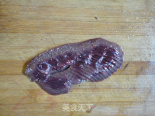 木耳炒猪腰的做法步骤：4