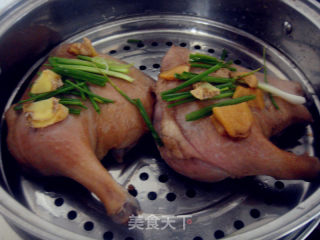 香酥鸭腿的做法步骤：3