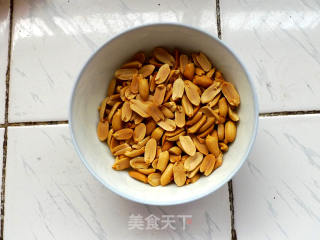 椒盐烤花生的做法步骤：4