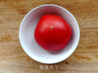 砂糖拌西红柿的做法步骤：1