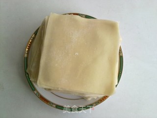 香菇鲜肉云吞面的做法步骤：1