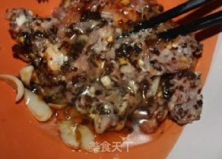 百合木耳蒸肉饼的做法步骤：4