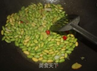 丝瓜炒毛豆的做法步骤：3