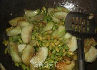 丝瓜炒毛豆的做法步骤：5