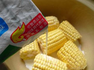 奶香玉米棒的做法步骤：3