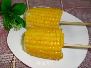 奶香玉米棒的做法步骤：8