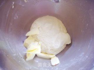 金牛角的做法步骤：1
