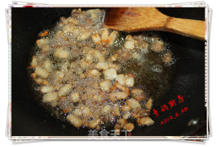 美味爽口五花肉炸酱面的做法步骤：8