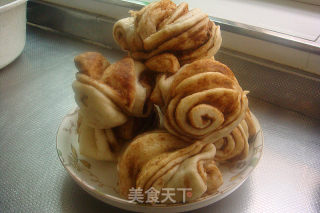 一步一步做，大口大口吃的美味--【芝麻酱花卷】（详细步骤）的做法步骤：12