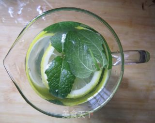 薄荷柠檬水的做法步骤：7