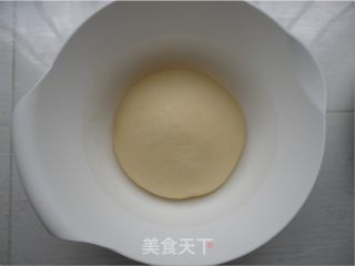 卡仕达吐司的做法步骤：1