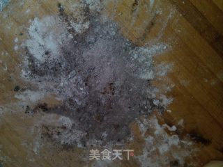 炸糖糕---红糖馅儿的做法步骤：2