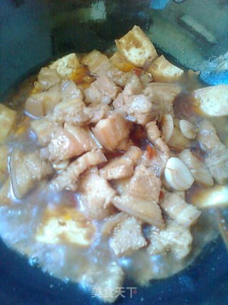 油煎豆腐烧肉的做法步骤：7