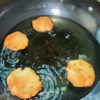 油炸豆渣饼的做法步骤：7