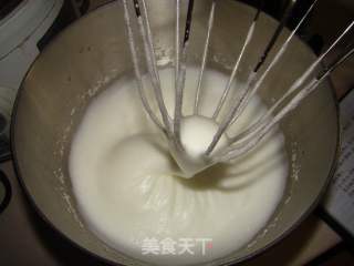 抹茶戚风蛋糕的做法步骤：7