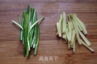 金针银芽的做法步骤：2