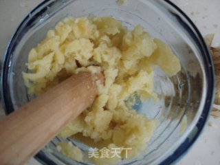 椒盐土豆泥的做法步骤：2