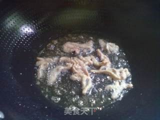 茄子炒年糕的做法步骤：3
