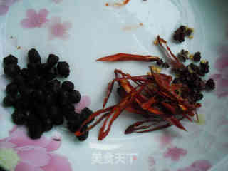 豉香辣炒蛤喇的做法步骤：2