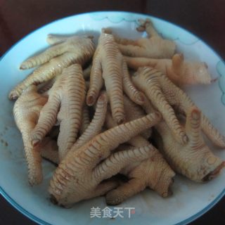 过油鸡爪--------手抓吃的做法步骤：2
