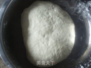 家庭版超简单的烙馍的做法步骤：1