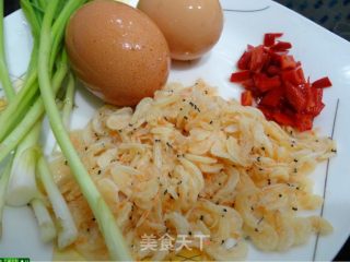 芥兰梗炒饭的做法步骤：2