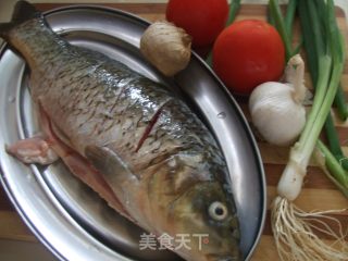 番茄烧鱼的做法步骤：1