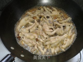 卤味烧凤爪的做法步骤：3