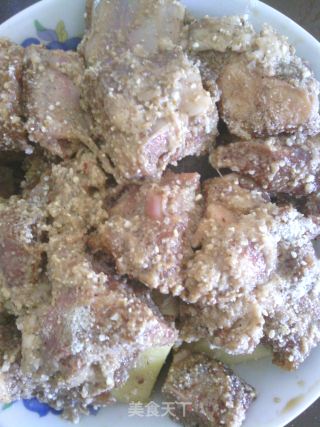 家常小菜——粉蒸排骨的做法步骤：9