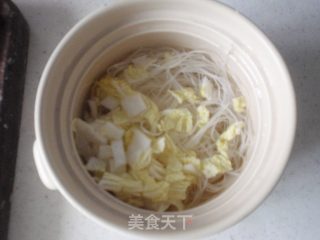 火腿开洋粉丝煲的做法步骤：4