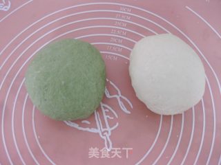 绿色波点馒头的做法步骤：4