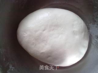 西红柿饺子的做法步骤：1