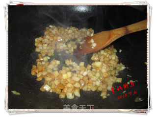葱香浓郁土豆鸡蛋热汤面的做法步骤：5