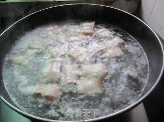 土豆烧肉的做法步骤：3
