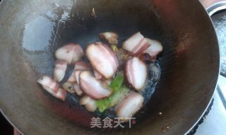 腊肉炒荷兰豆的做法步骤：4