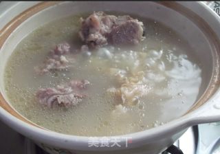 粉葛猪骨汤的做法步骤：6