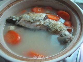 鲮鱼粉葛胡萝卜汤的做法步骤：6