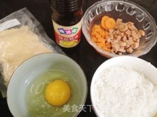 肉松蚝油炒饭的做法步骤：1